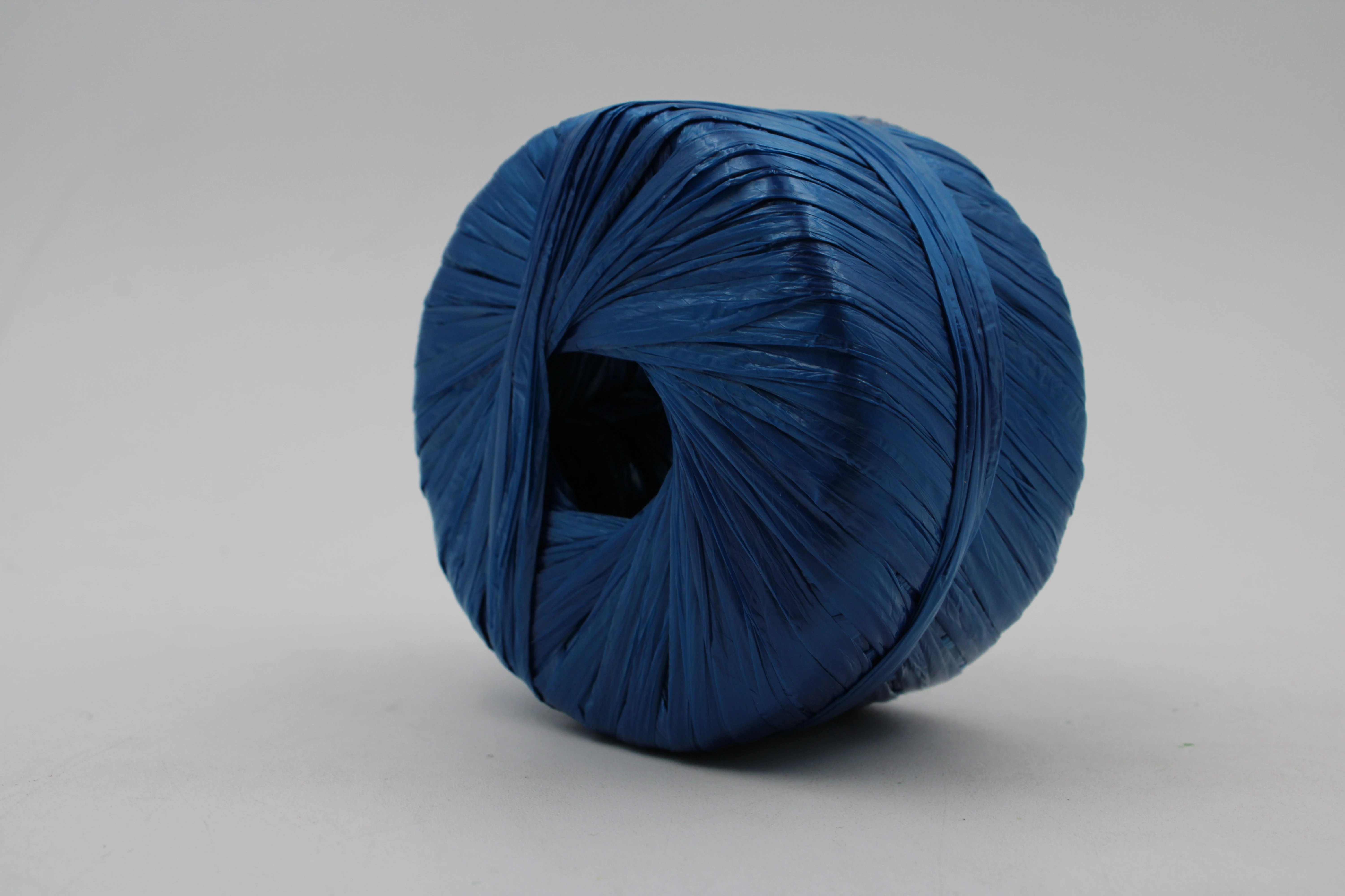 RAFIA 100GRS AZUL MARINO 13B