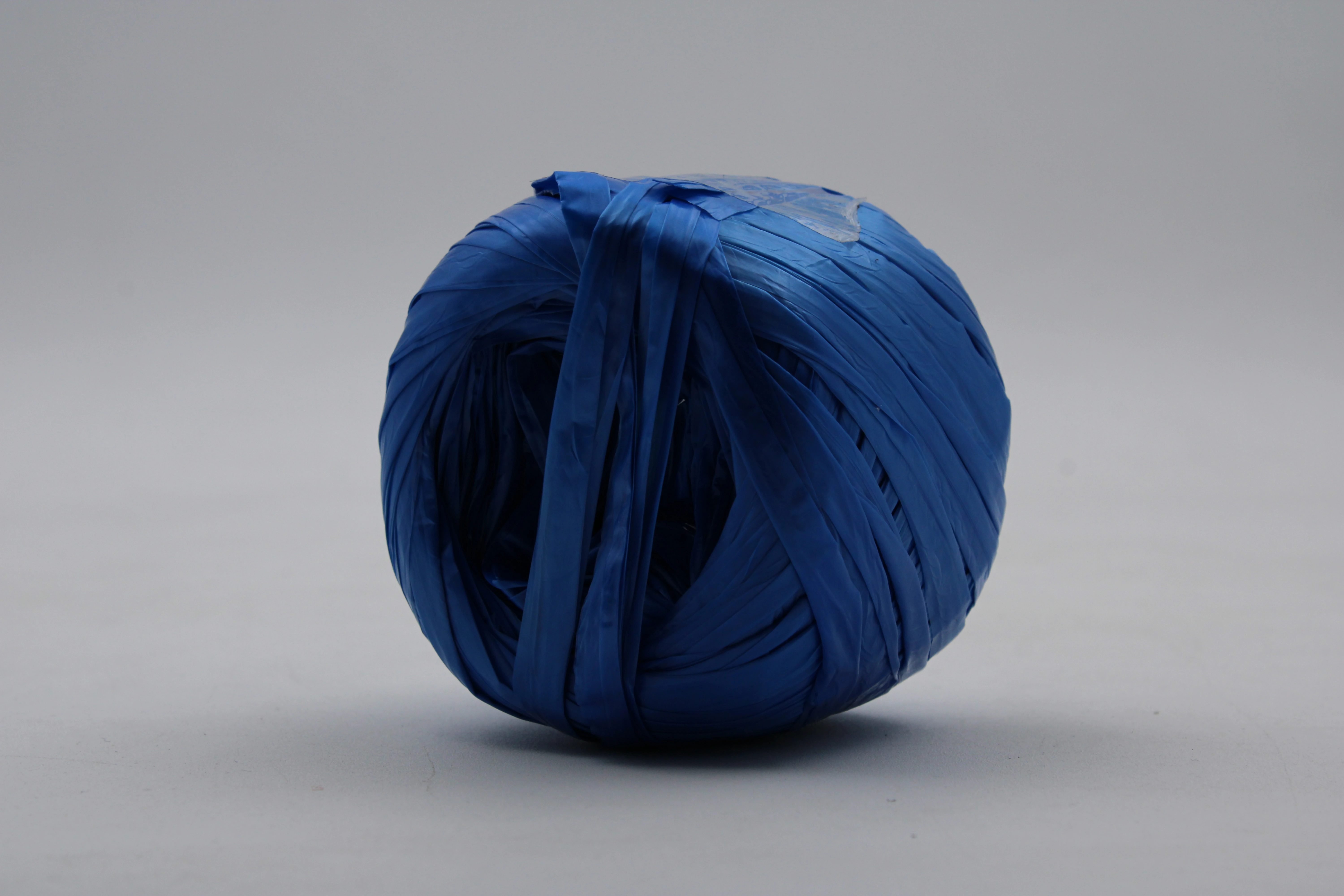 RAFIA 100GRS SELANUSA 111 AZUL REY
