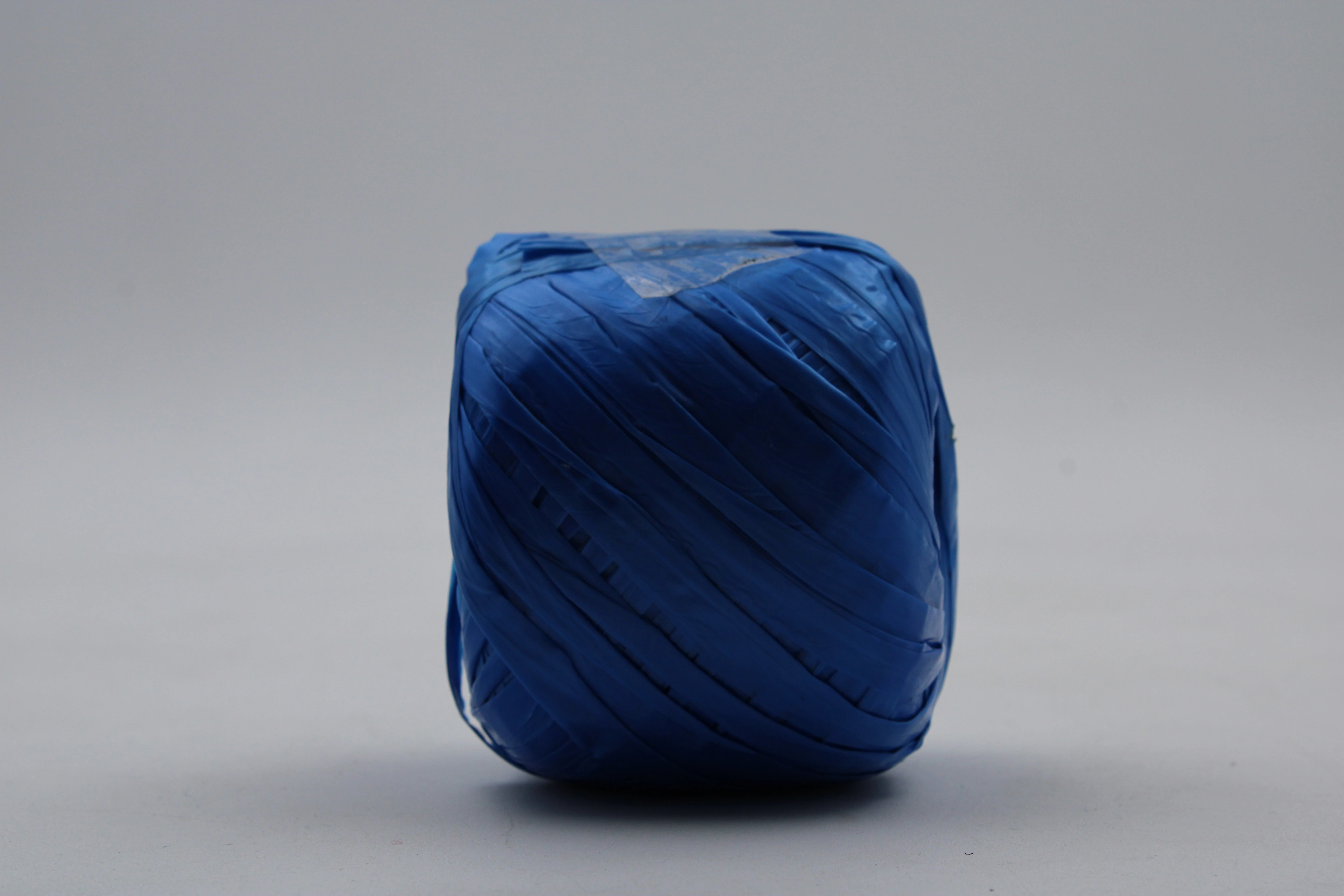 RAFIA 100GRS SELANUSA 111 AZUL REY