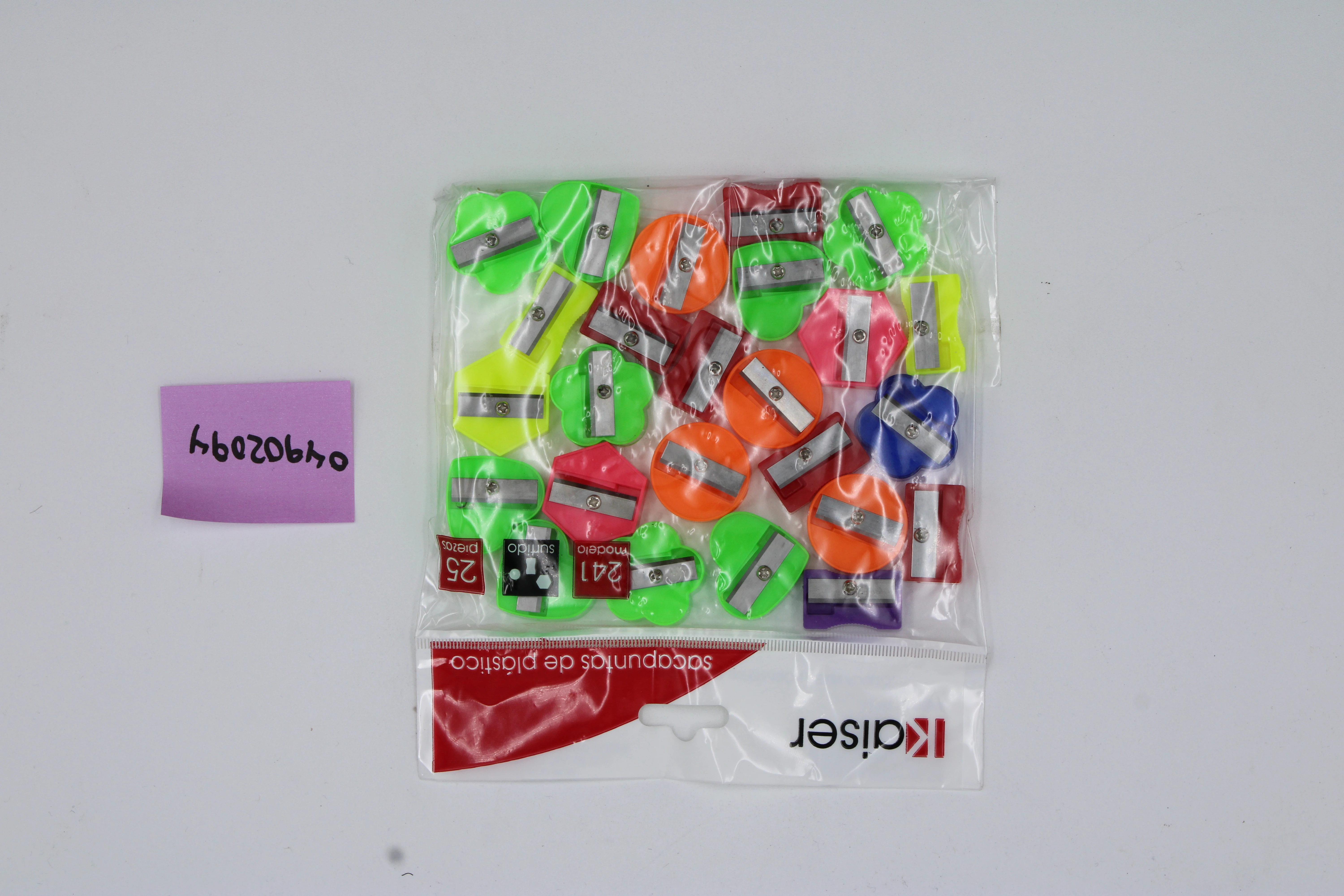 SACAPUNTAS PLASTICO KAISER C/25 SURTIDO